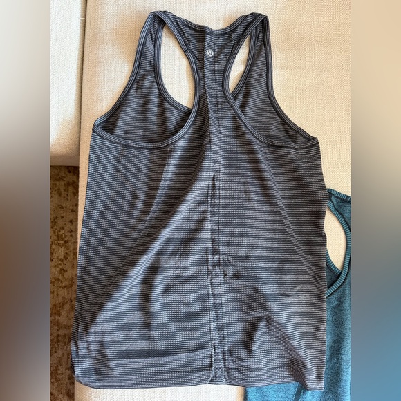 2 Lululemon Women’s Racerback Tank Tops - Picture 6 of 6